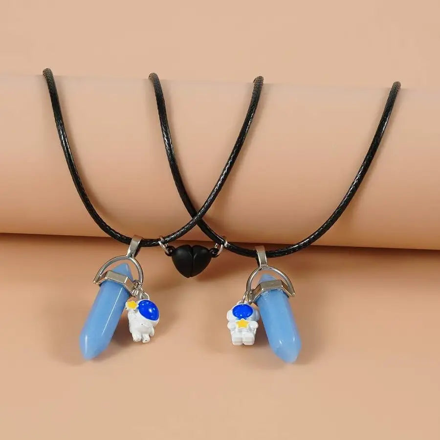 Set de 2 Collares para Parejas | Magnéticas | Luminoso | Corazón - Astronautas | CJM-CO-18