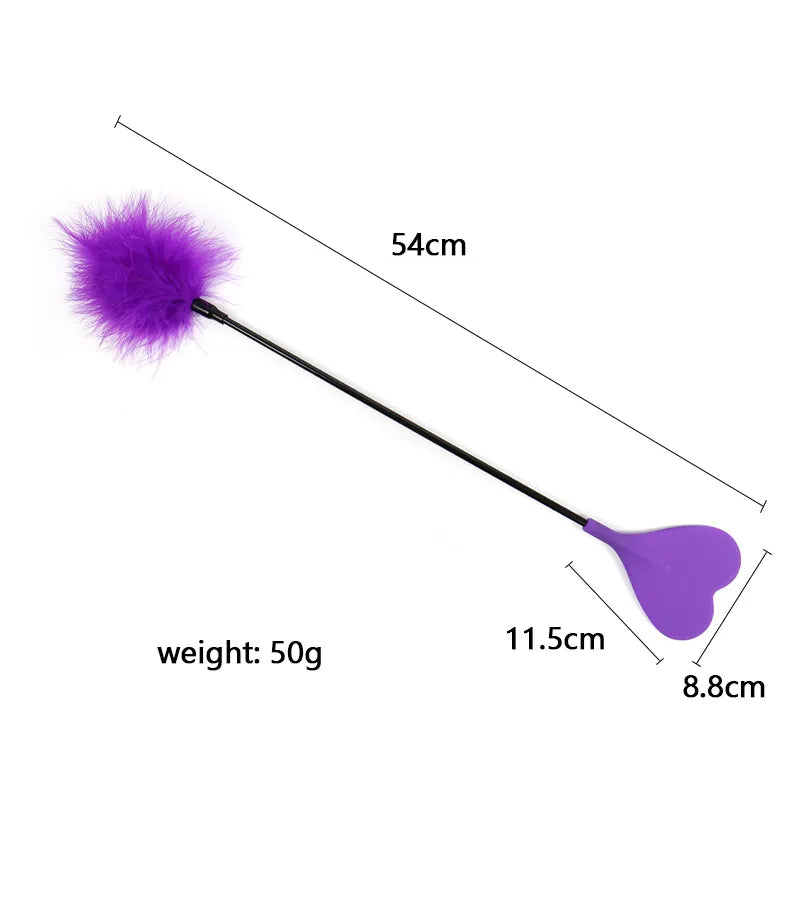 Látigo / Pluma | 54cm | Negro / Rojo | BDSM | CJS-LA-08