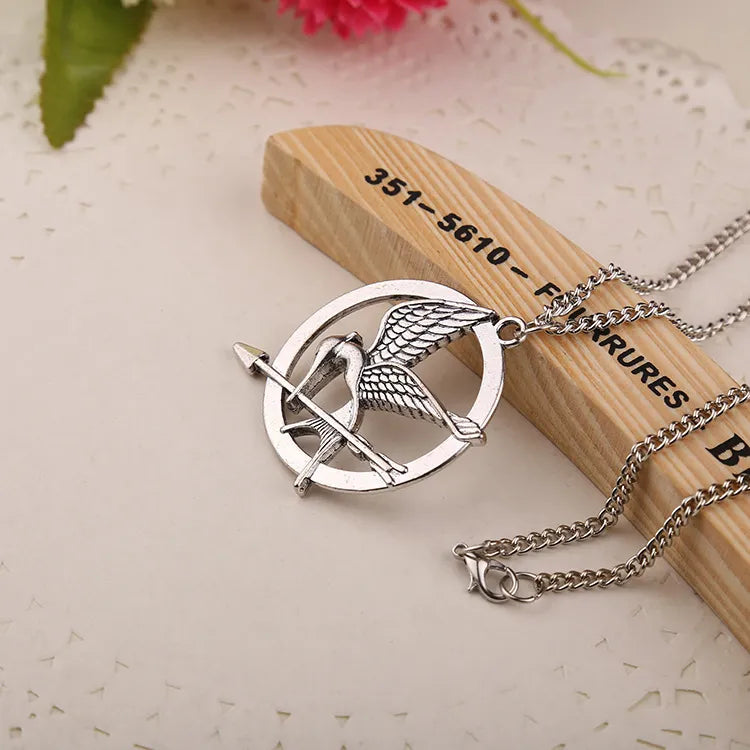 Collar - Sinsajo | Los Juegos del Hambre / The Hunger Games | Dorado / Plateado / Bronce | CZG-COL-33