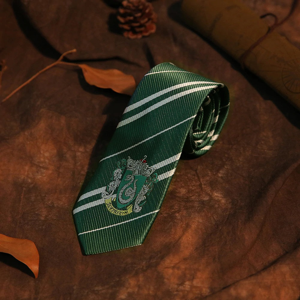 Corbata | Harry Potter | Gryffindor / Hufflepuff / Ravenclaw / Slytherin | CZG-CR-01