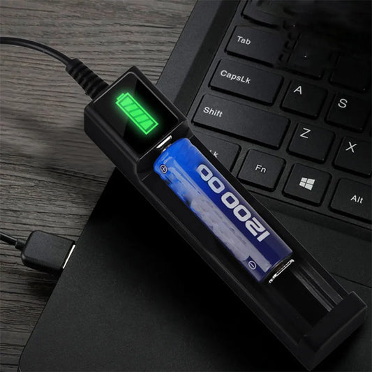 Cargador de Baterías de Litio | 4.2V / 500mAh | USB | Negro | CE-CAR-06