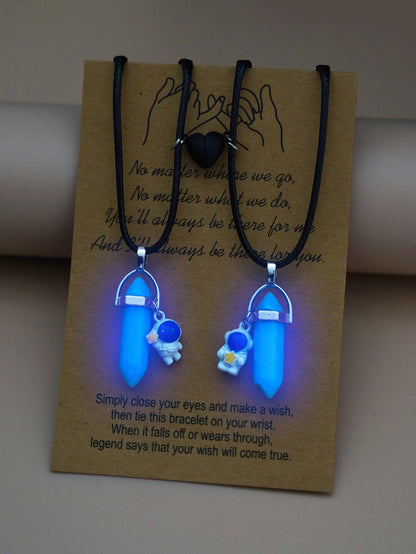 Set de 2 Collares para Parejas | Magnéticas | Luminoso | Corazón - Astronautas | CJM-CO-18