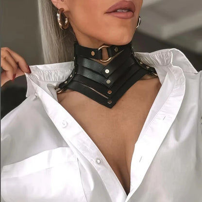 Collar Gótico Punk Tipo Arnés con Argollas Metálicas | Cuero Sintético | Negro | CJS-AR-16