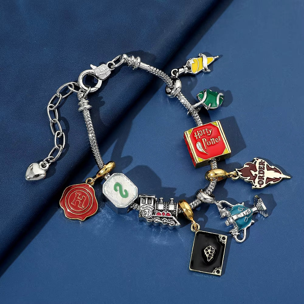 Pulsera con 9 Dijes | Harry Potter | Plateado | Ajustable | CZG-PUL-08