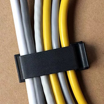 Organizador de Cables | 1 Slot Grande | 2 Pack | ABS / Con Cinta Autoadhesiva | Negro / Blanco | CCE-ORG-06